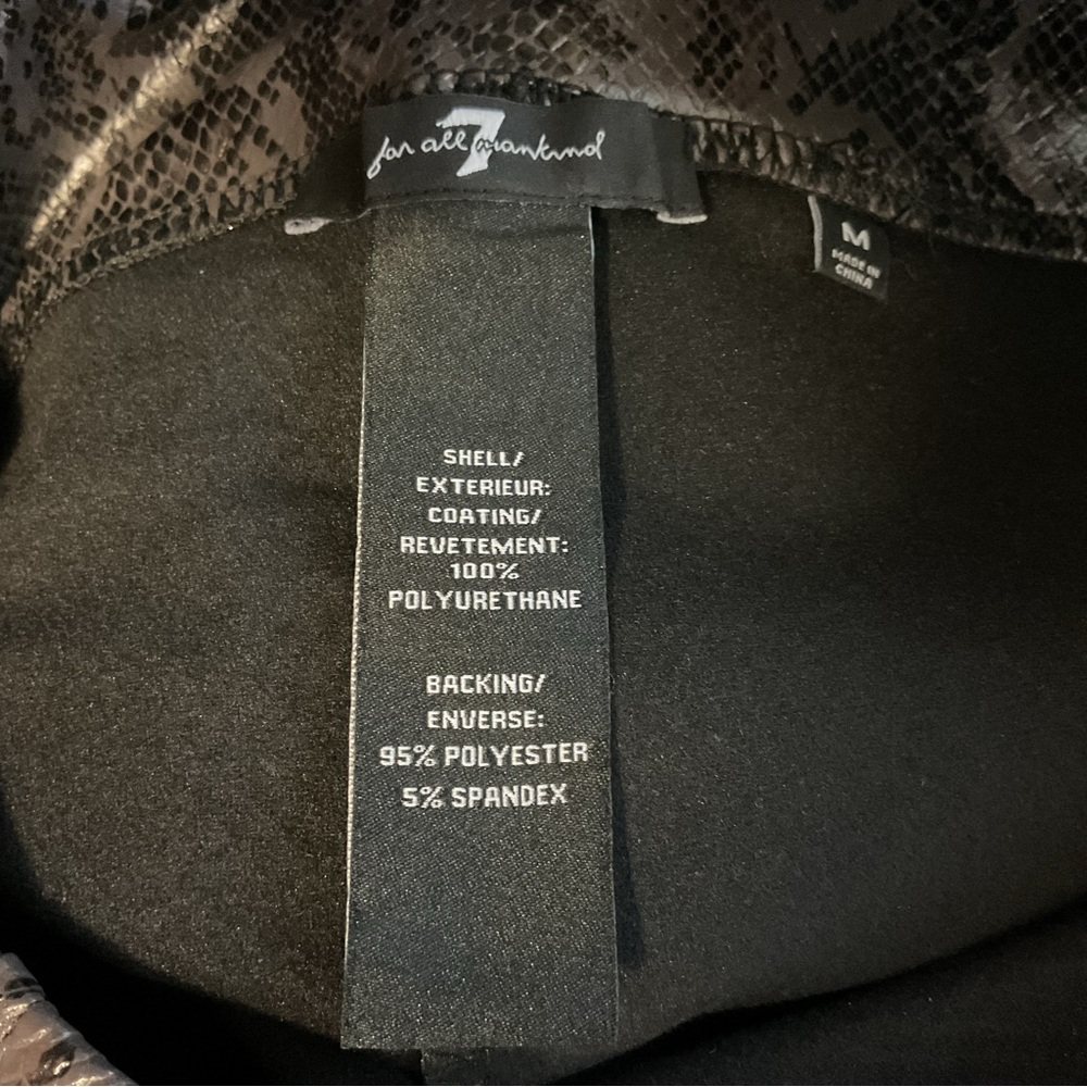 7 For all Mankind Snake Print Faux Leather Leggings. NWT med - Picture 11 of 14